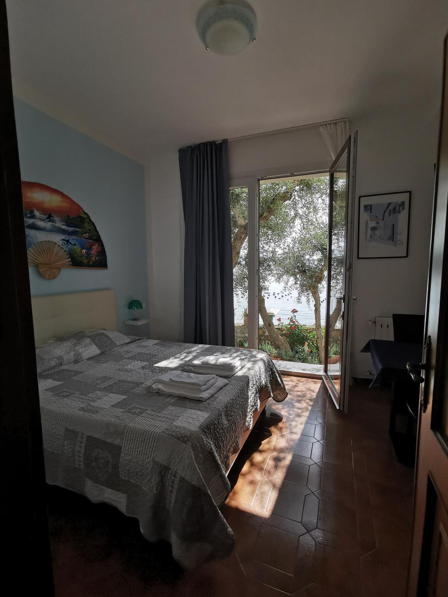 B&B La Palafitta Портовенере Экстерьер фото