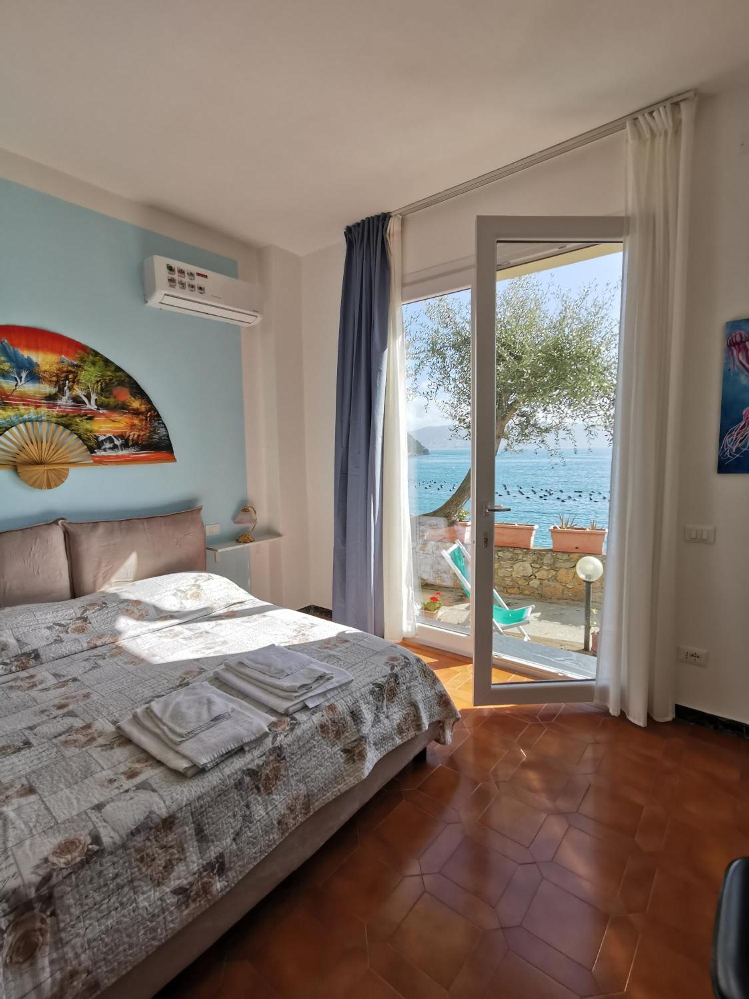 B&B La Palafitta Портовенере Экстерьер фото